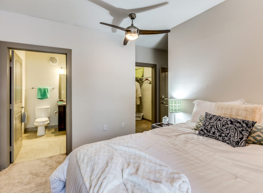 4 Room Bedroom